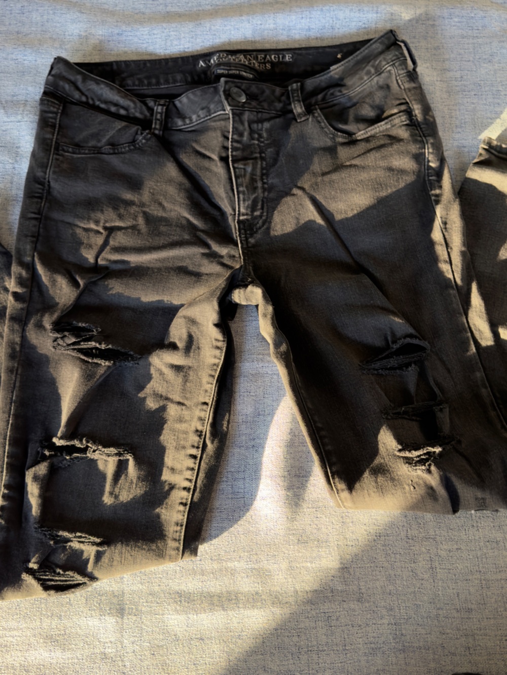 American Eagle Outfitters Distressed Black High-Rise Jeggings